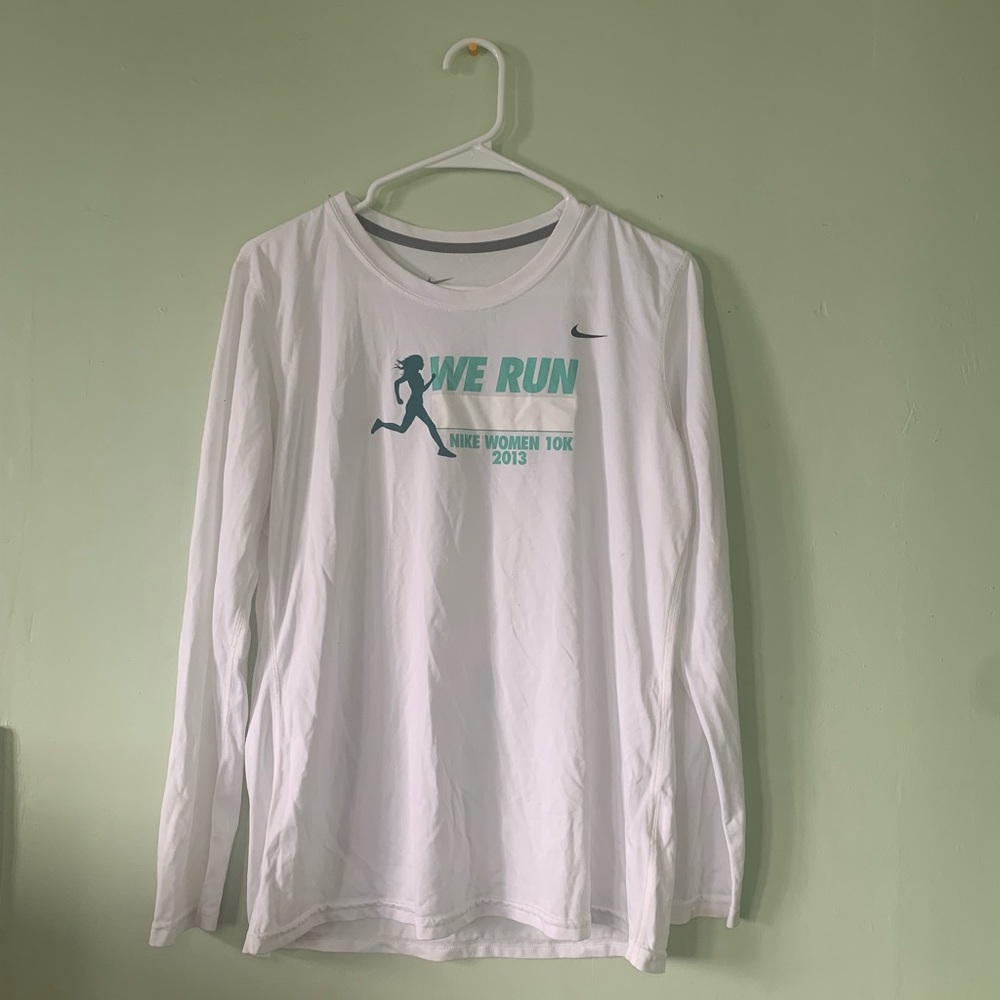 Nike Woman Running Long sleeve
